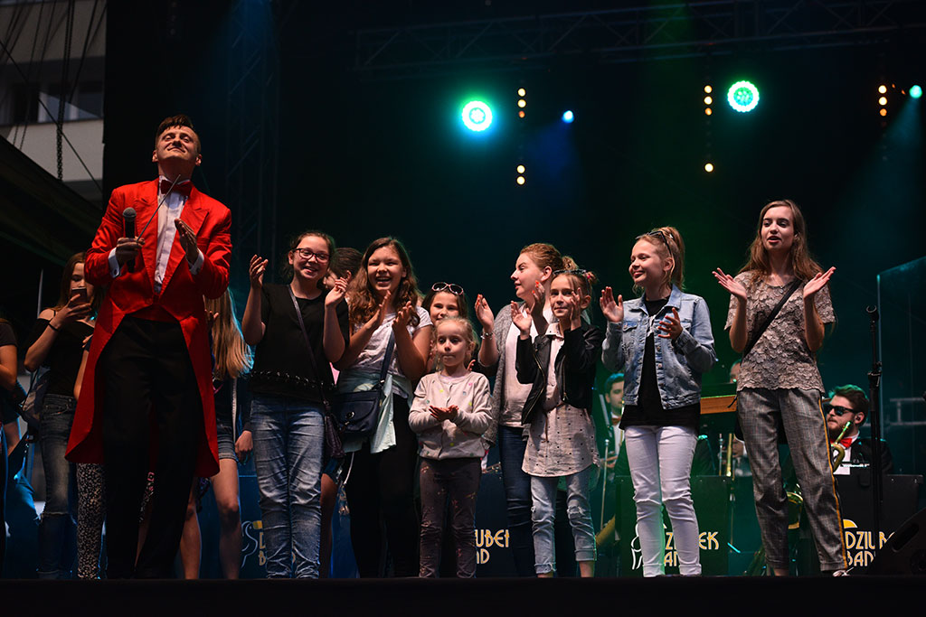W legnickim rynku odbył się koncert z okazji Dnia Hutnika
