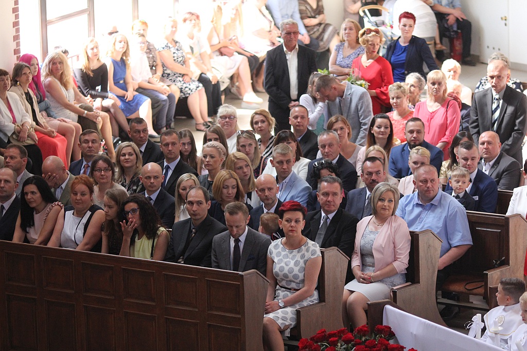 I Komunia święta w kościele Matki Bozej Królowej Polski