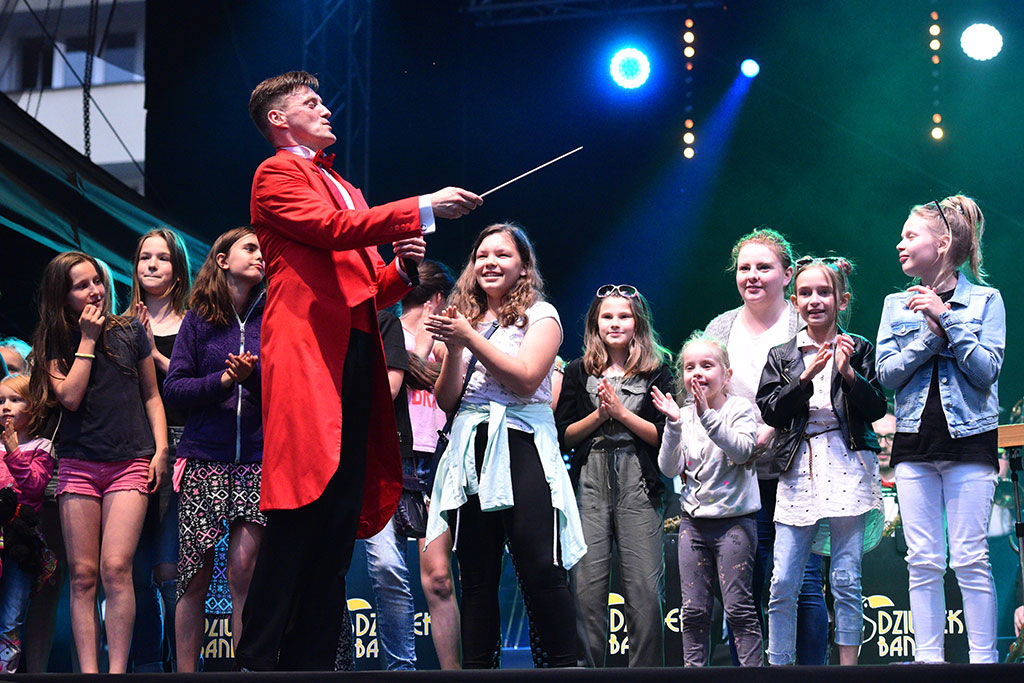 W legnickim rynku odbył się koncert z okazji Dnia Hutnika