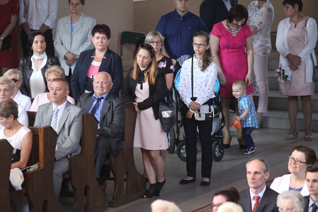 I Komunia święta w kościele Matki Bozej Królowej Polski