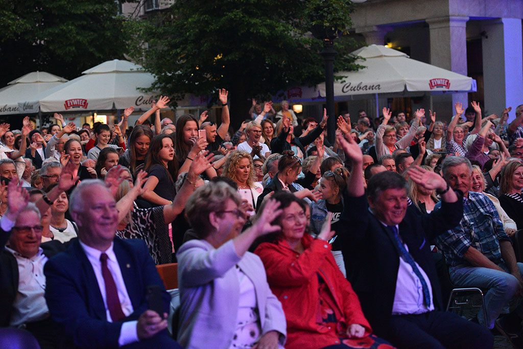 W legnickim rynku odbył się koncert z okazji Dnia Hutnika