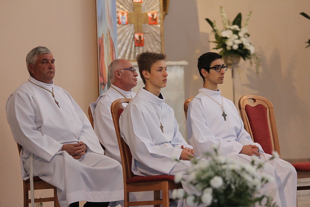 I Komunia święta w kościele Matki Bozej Królowej Polski