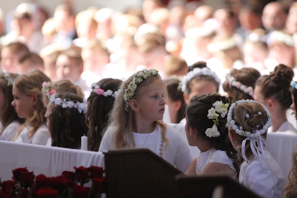 I Komunia święta w kościele Matki Bozej Królowej Polski