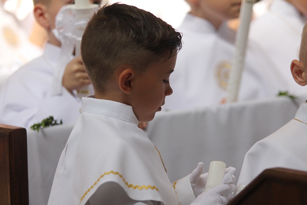 I Komunia święta w kościele Matki Bozej Królowej Polski