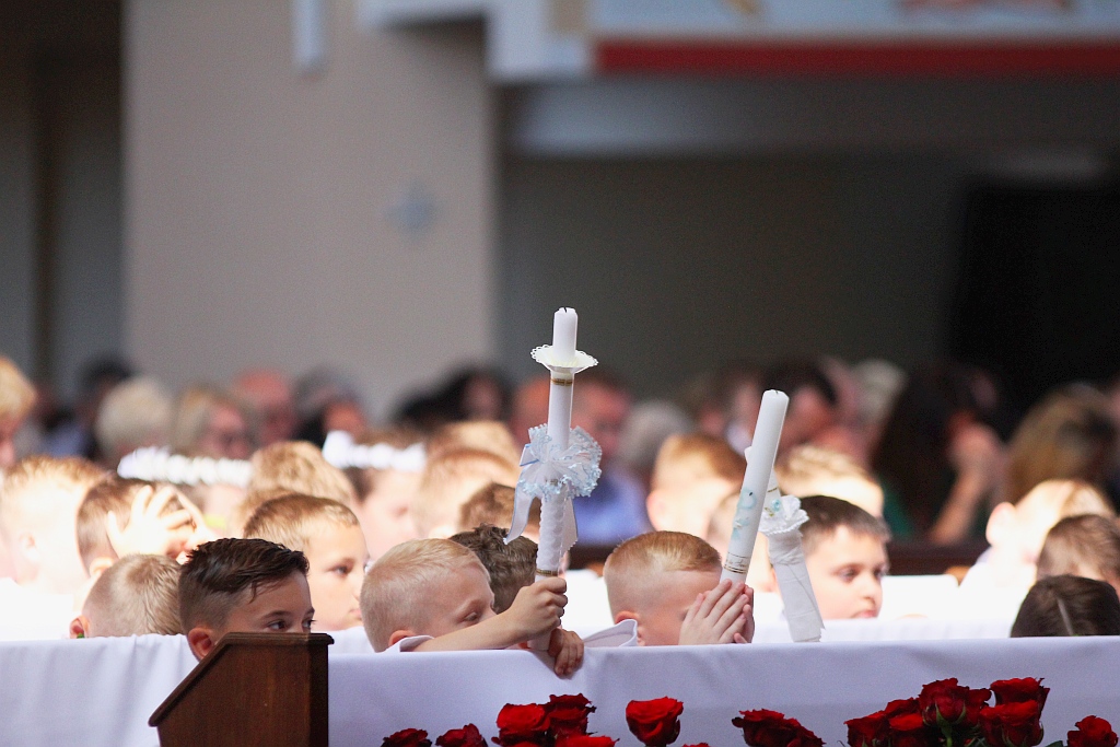 I Komunia święta w kościele Matki Bozej Królowej Polski