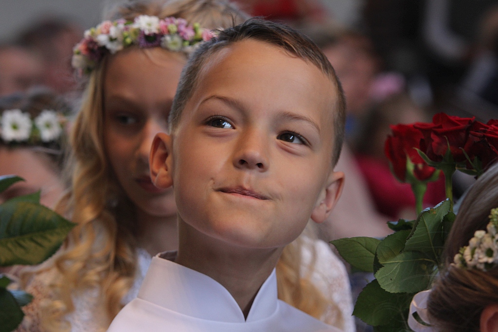 I Komunia święta w kościele Matki Bozej Królowej Polski