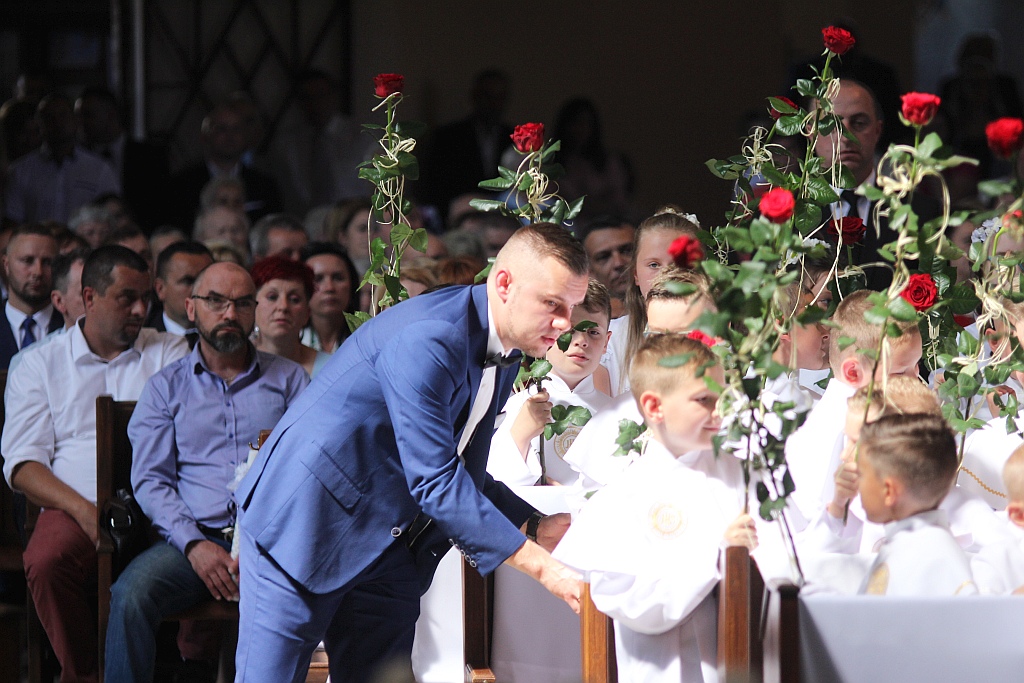 I Komunia święta w kościele Matki Bozej Królowej Polski