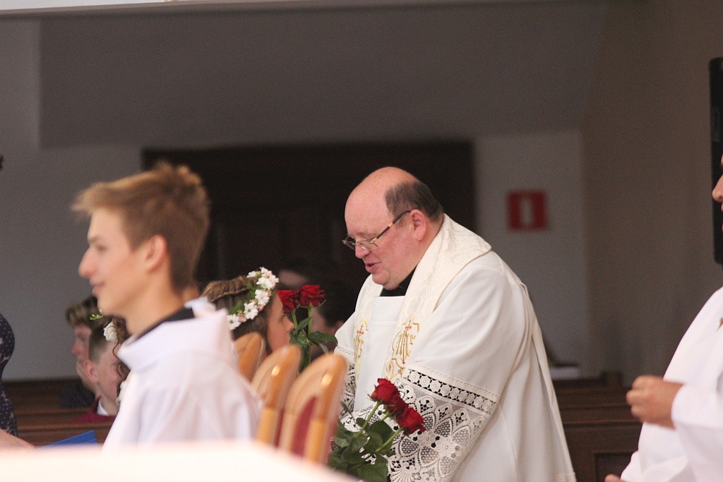 I Komunia święta w kościele Matki Bozej Królowej Polski