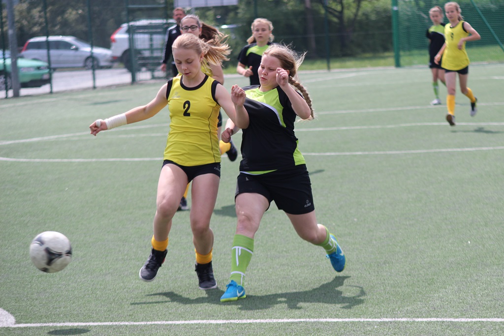 Finały strefowe w mini piłce nożnej na legnickim Orliku