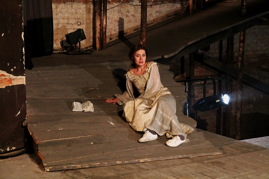 Galowe wznowienie „Hamleta, księcia Danii” w legnickim teatrze