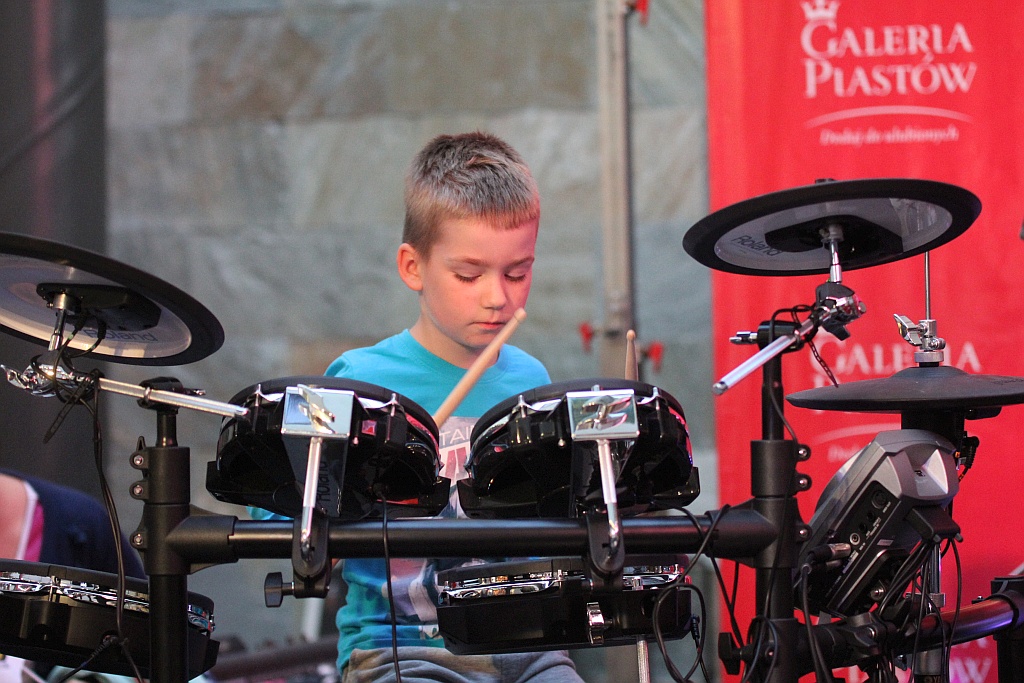 Drum Battle: Zabawy z bębnami, wybory pałkera oraz koncert
