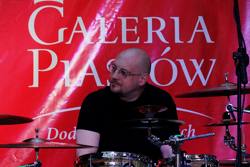 Drum Battle: Zabawy z bębnami, wybory pałkera oraz koncert