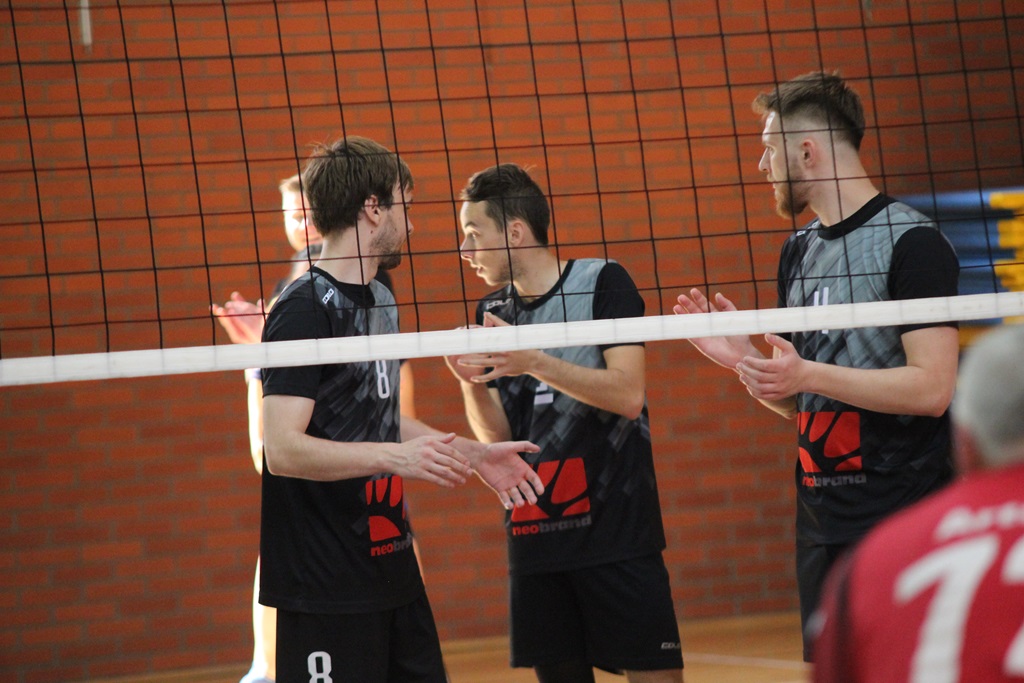 Na Piekarach ruszyły mistrzostwa Polski amatorów w siatkówce