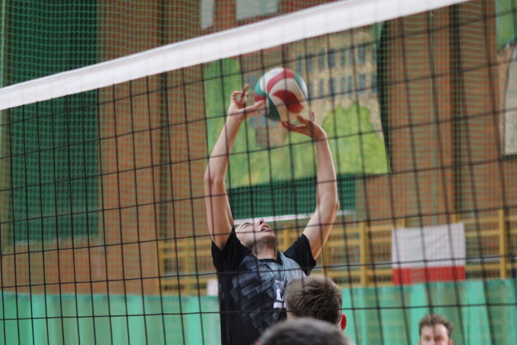 Na Piekarach ruszyły mistrzostwa Polski amatorów w siatkówce