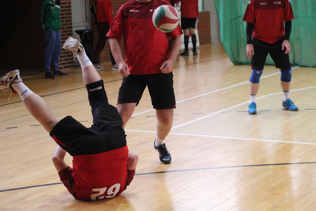 Na Piekarach ruszyły mistrzostwa Polski amatorów w siatkówce