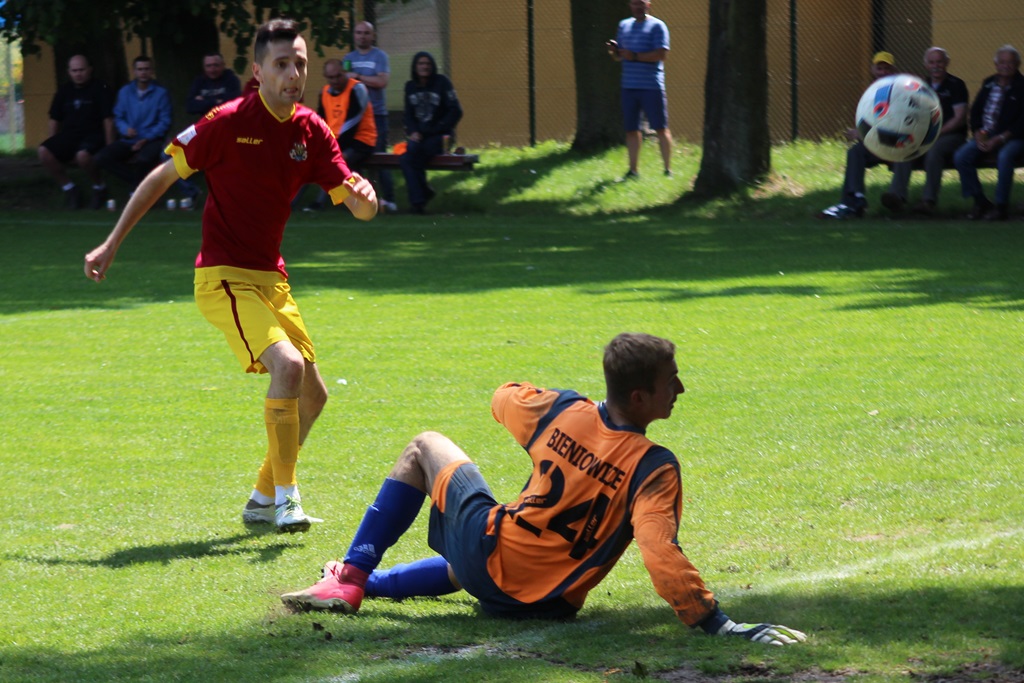 Klasa Okręgowa: KS Legnickie Pole - Kaczawa Bieniowice  5:3