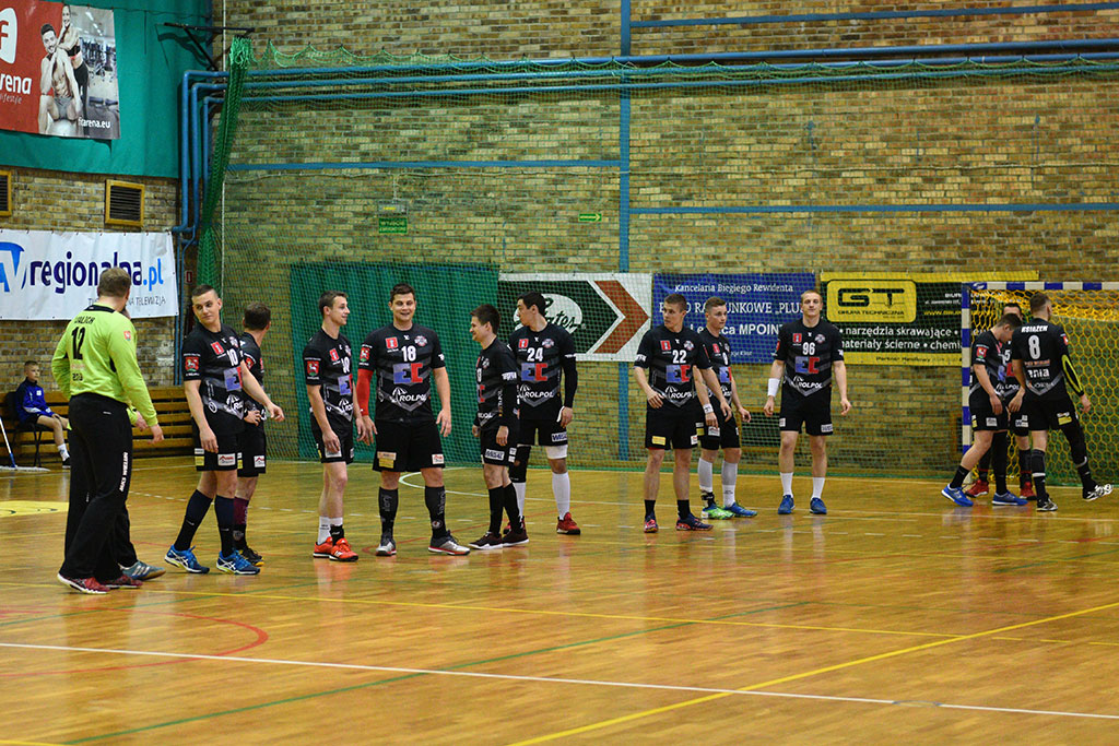 Piłkarze ręczni Siódemki Miedź Legnica pokonali MKS Wieluń