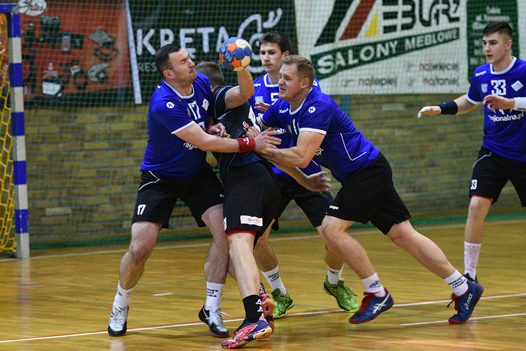 Piłkarze ręczni Siódemki Miedź Legnica pokonali MKS Wieluń