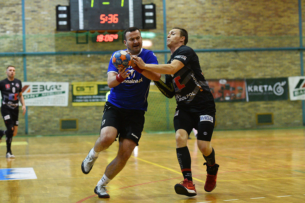 Piłkarze ręczni Siódemki Miedź Legnica pokonali MKS Wieluń