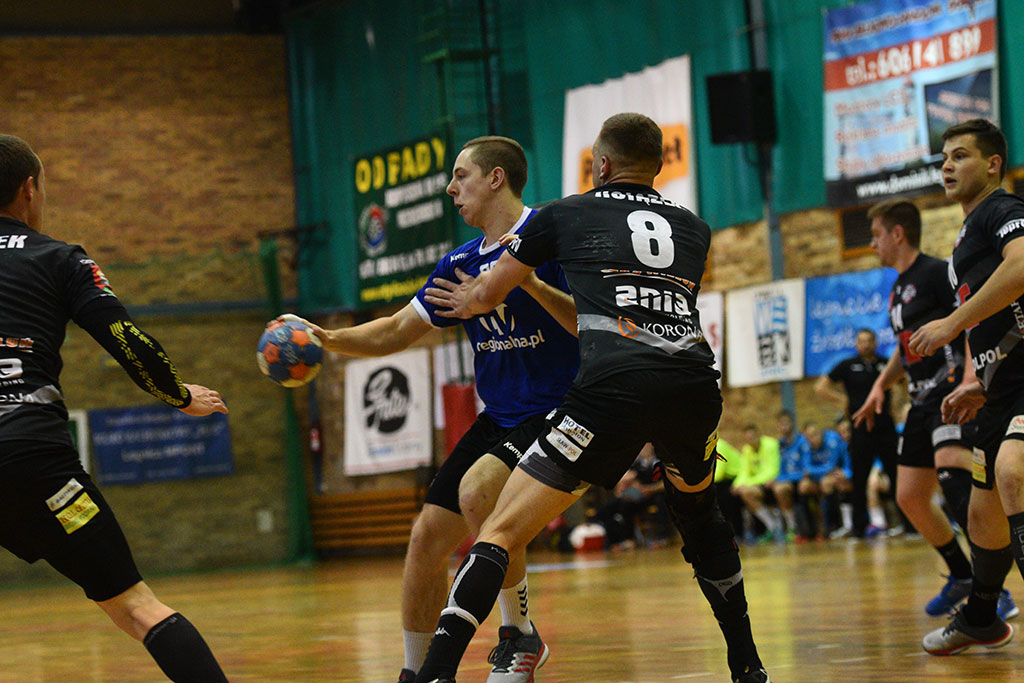 Piłkarze ręczni Siódemki Miedź Legnica pokonali MKS Wieluń