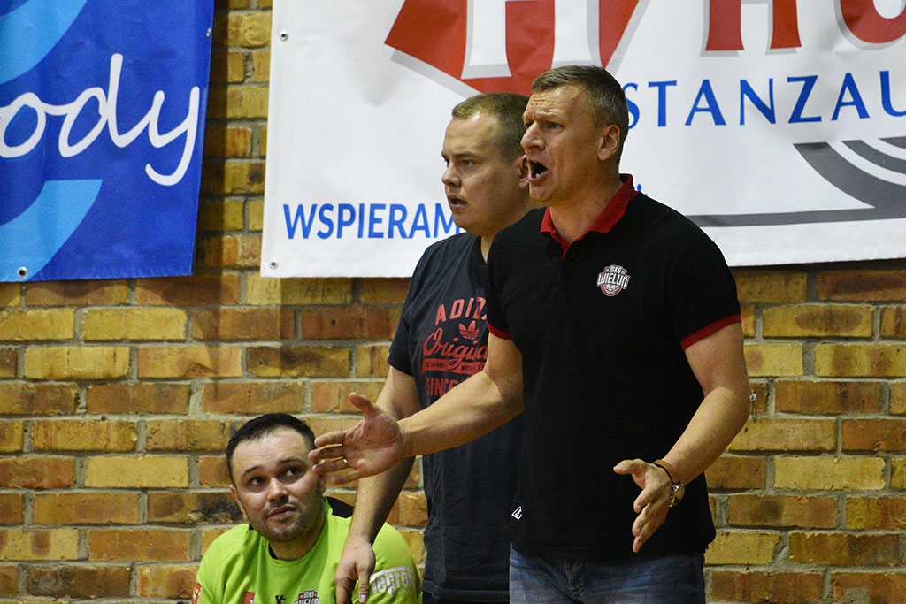 Piłkarze ręczni Siódemki Miedź Legnica pokonali MKS Wieluń