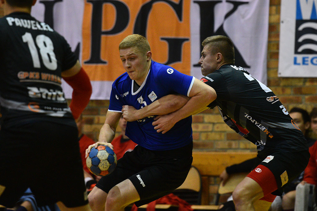 Piłkarze ręczni Siódemki Miedź Legnica pokonali MKS Wieluń