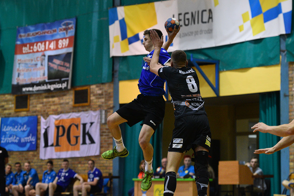 Piłkarze ręczni Siódemki Miedź Legnica pokonali MKS Wieluń