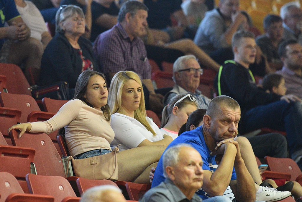 Piłkarze ręczni Siódemki Miedź Legnica pokonali MKS Wieluń