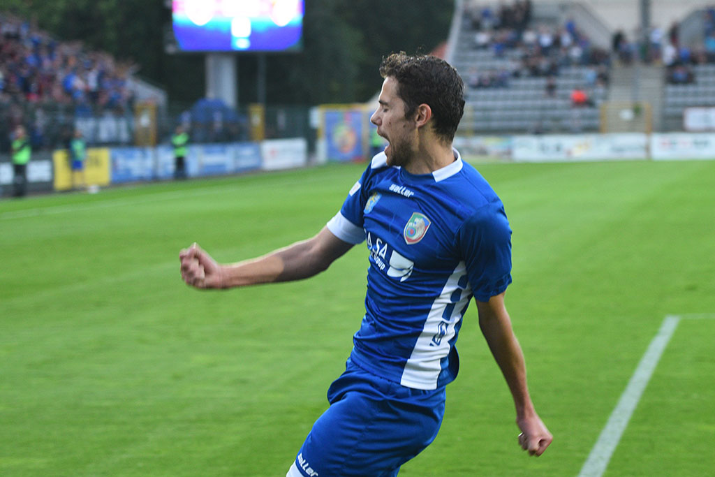 Dwa gole Marquitosa i Miedź jest o mały kroczek od ekstraklasy