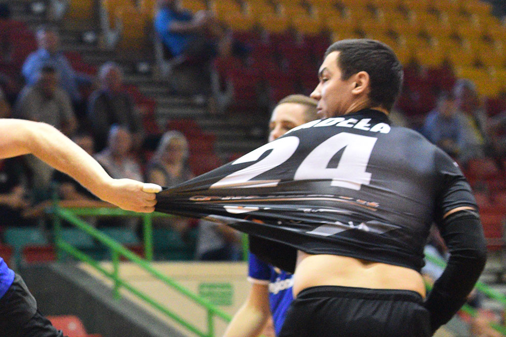 Piłkarze ręczni Siódemki Miedź Legnica pokonali MKS Wieluń