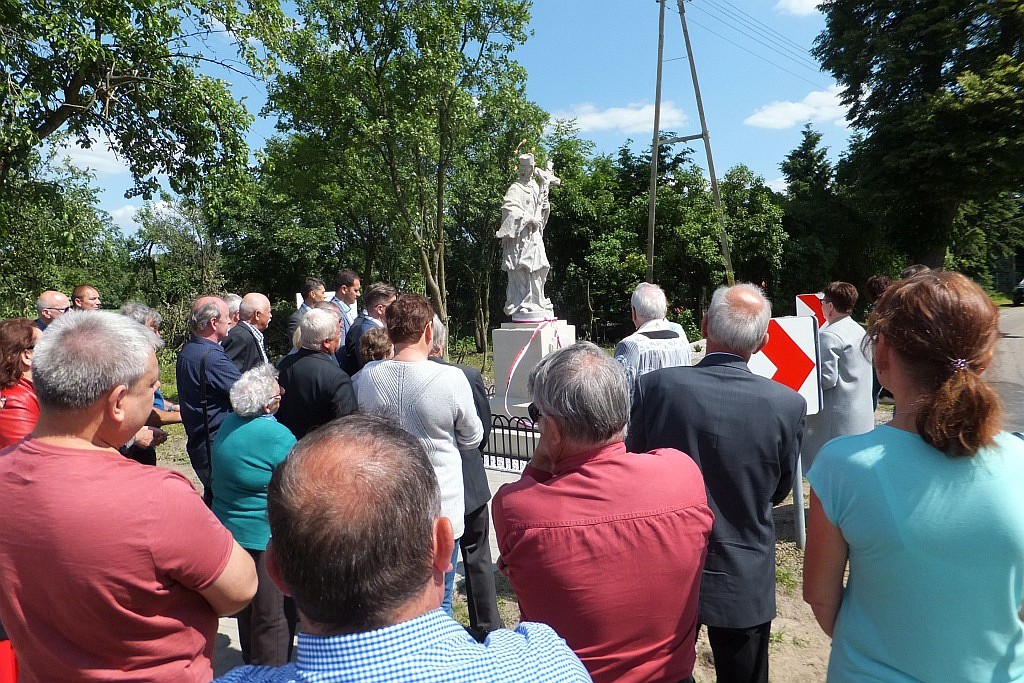 Odsłonięcie rzeźby św. Jana Nepomucena w Pątnówku