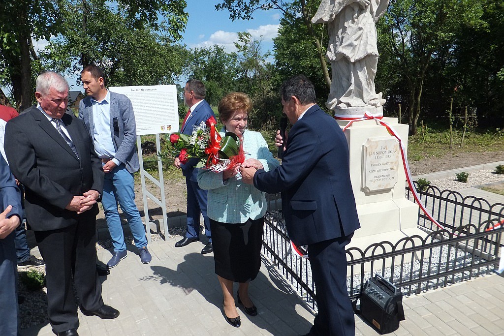 Odsłonięcie rzeźby św. Jana Nepomucena w Pątnówku