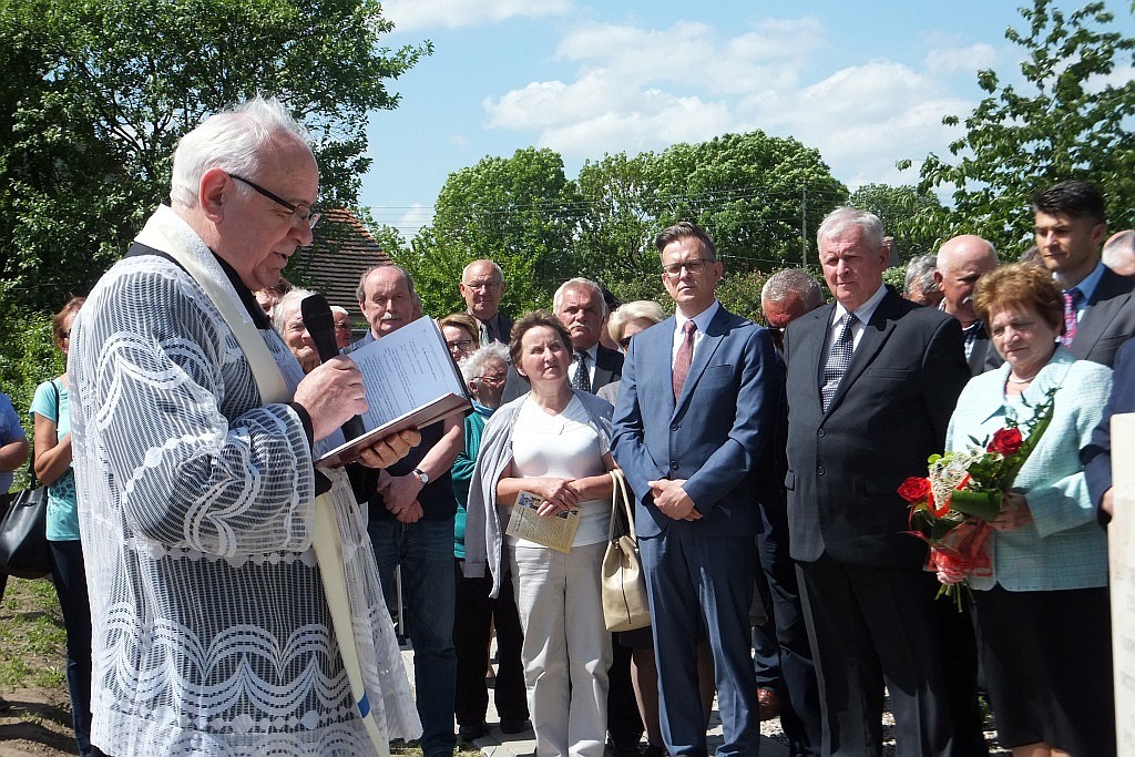 Odsłonięcie rzeźby św. Jana Nepomucena w Pątnówku
