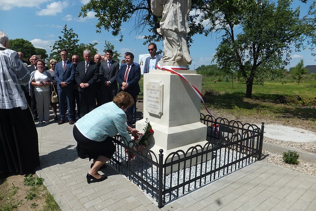 Odsłonięcie rzeźby św. Jana Nepomucena w Pątnówku