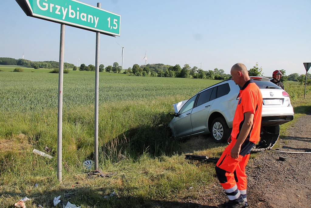 Dwie osoby ranne w wypadku na drodze Koskowice - Kłębanowice