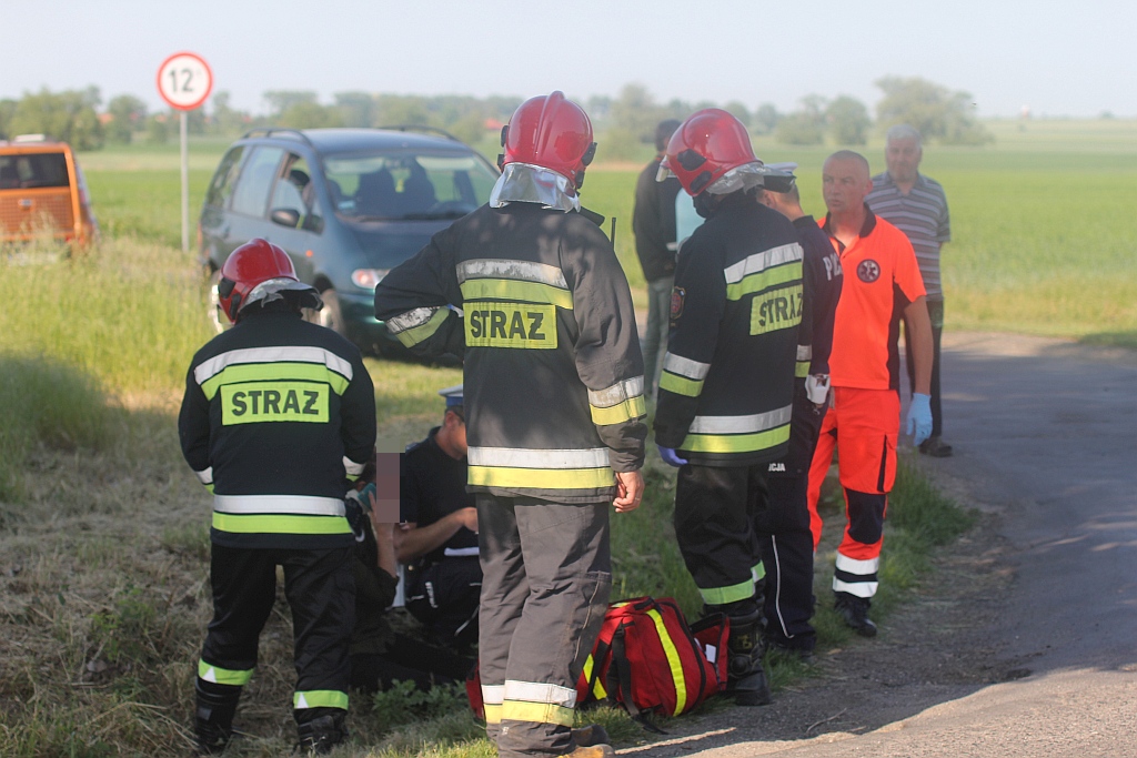 Dwie osoby ranne w wypadku na drodze Koskowice - Kłębanowice