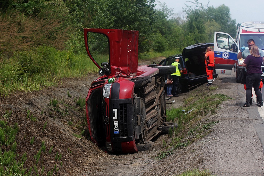 Wypadek na drodze Legnica - Złotoryja. Jedna osoba ranna