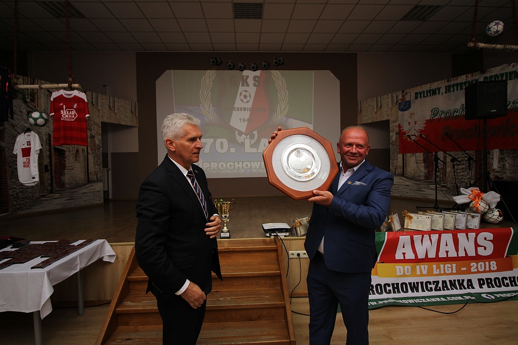 Prochowiczance stuknęło 70 lat! Zasłużony klub świętował na gali