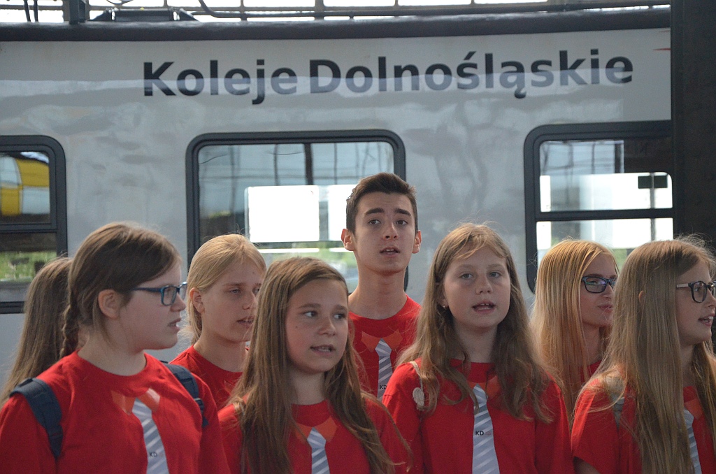 Promocja koncertu Legnica Cantat w pociągu Kolei Dolnośląskich
