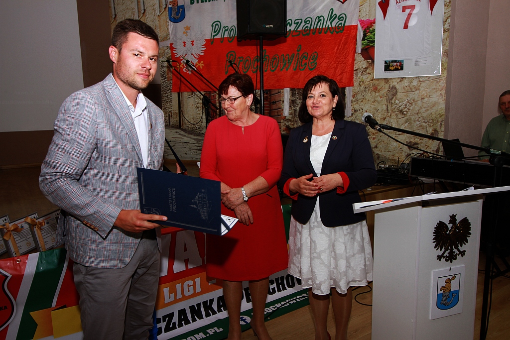 Prochowiczance stuknęło 70 lat! Zasłużony klub świętował na gali