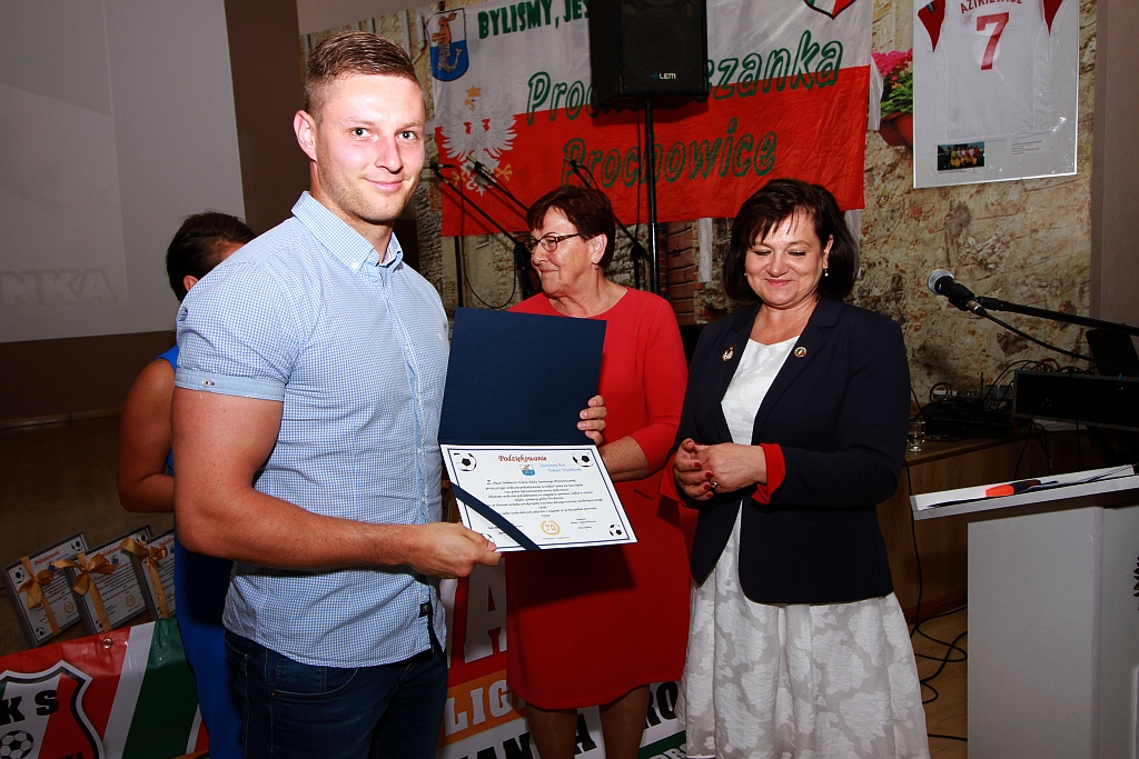 Prochowiczance stuknęło 70 lat! Zasłużony klub świętował na gali