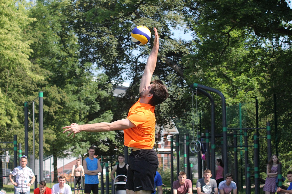 Licealiada w siatkówkę i piłkę nożną - nasza fotorelacja