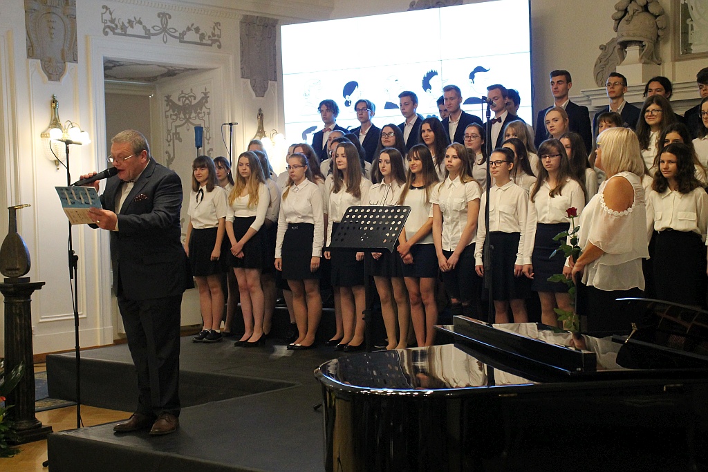 Pierwsza część koncertu konkursowego Legnica Cantat 49