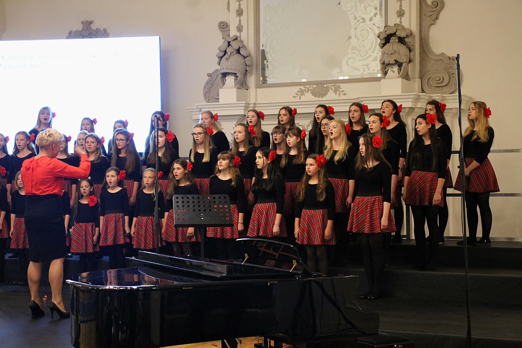 Pierwsza część koncertu konkursowego Legnica Cantat 49
