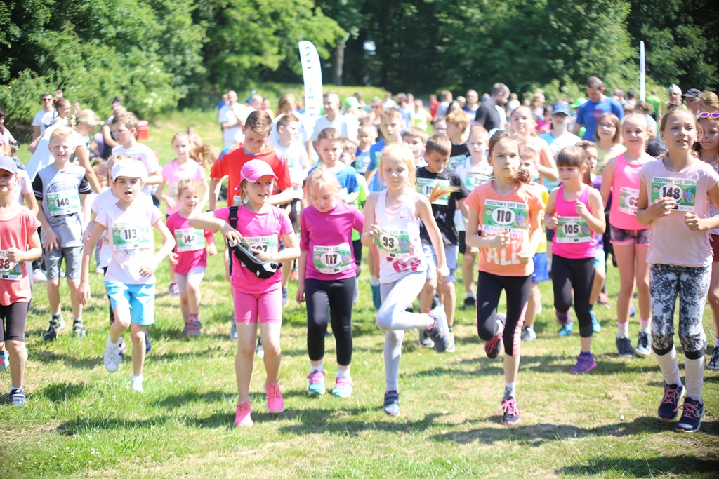 Rodzinny eko bieg z klubem „Agatka” w Lasku Złotoryjskim