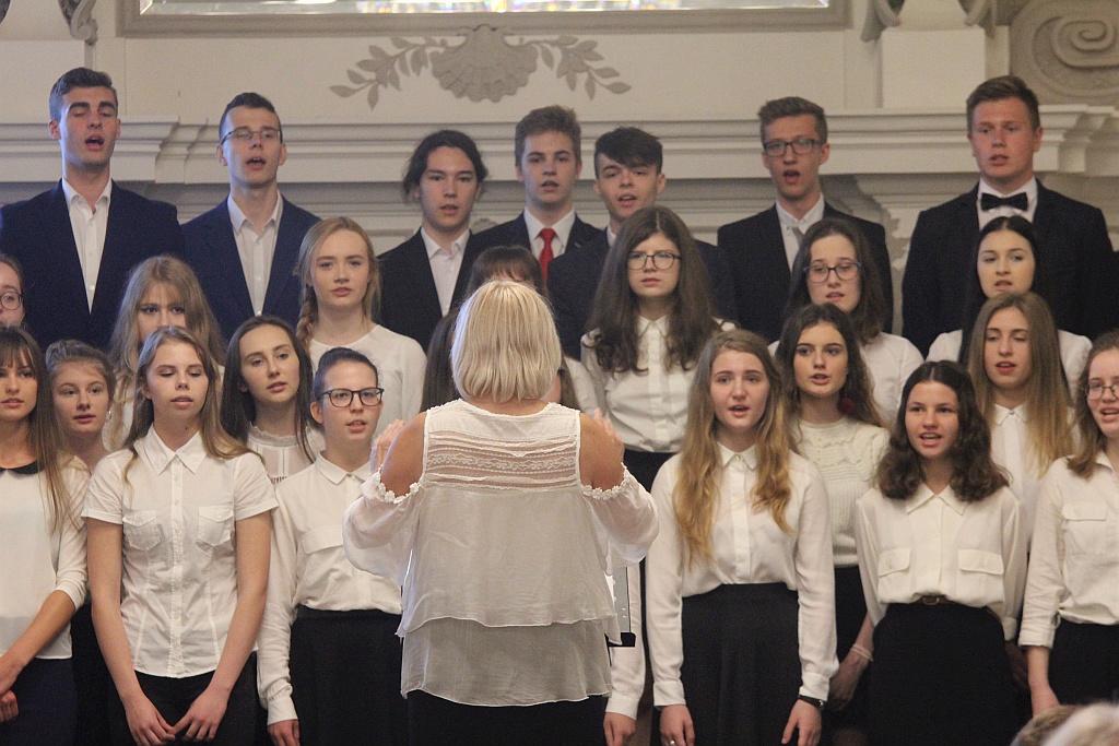 Pierwsza część koncertu konkursowego Legnica Cantat 49