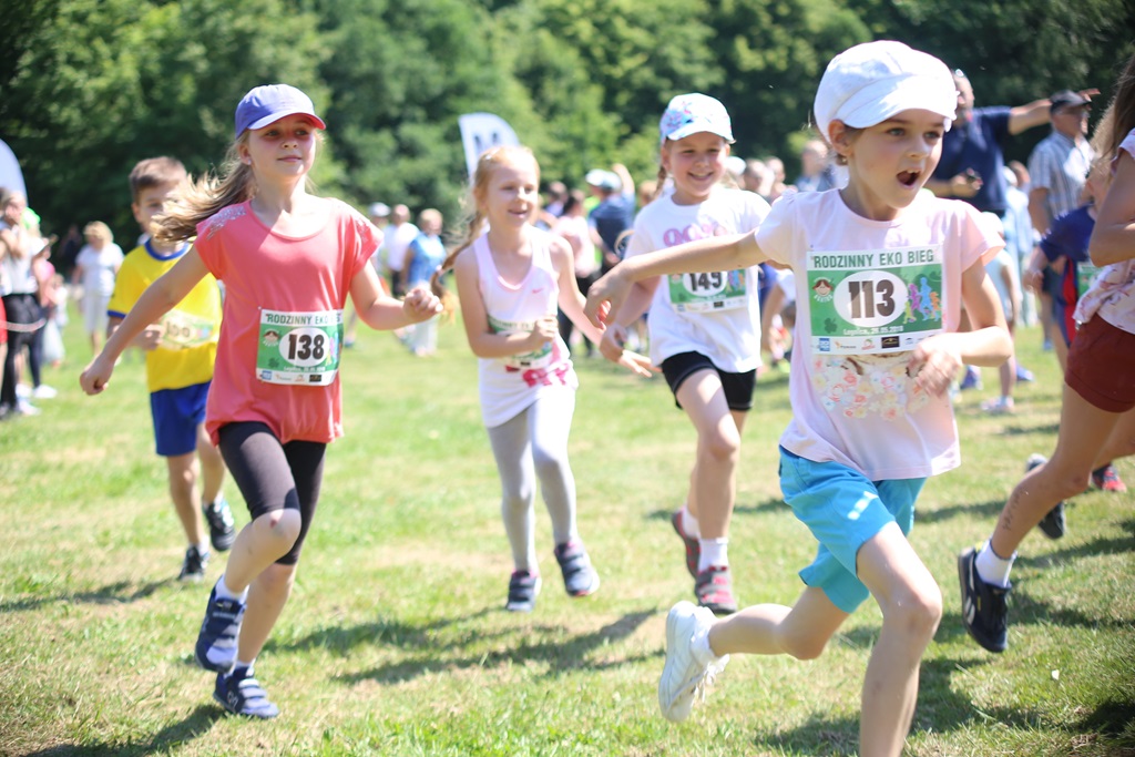Rodzinny eko bieg z klubem „Agatka” w Lasku Złotoryjskim