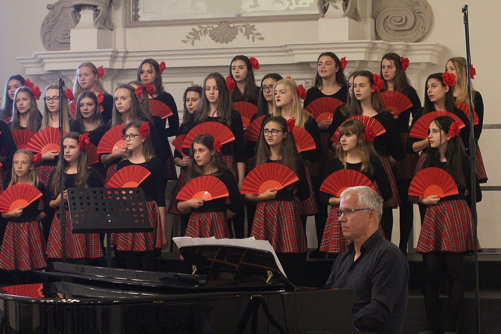 Pierwsza część koncertu konkursowego Legnica Cantat 49