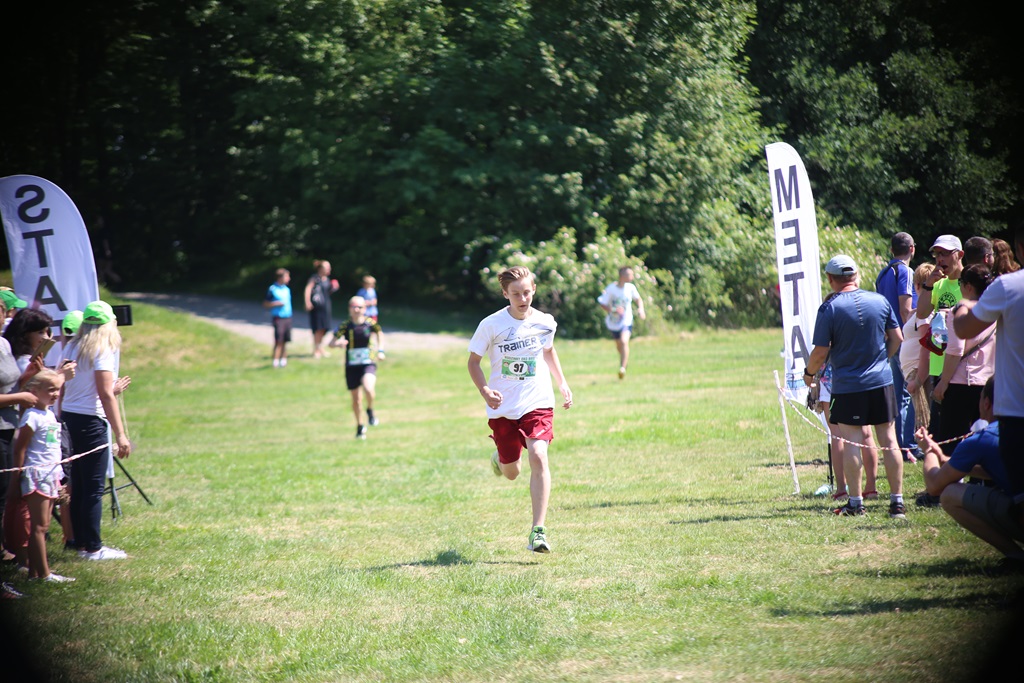 Rodzinny eko bieg z klubem „Agatka” w Lasku Złotoryjskim