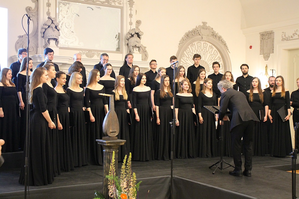Pierwsza część koncertu konkursowego Legnica Cantat 49